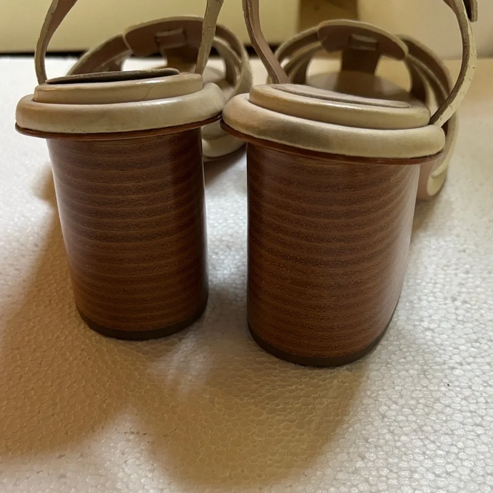 Vicenza Cream Women's Sandals - Picture 2 of 5